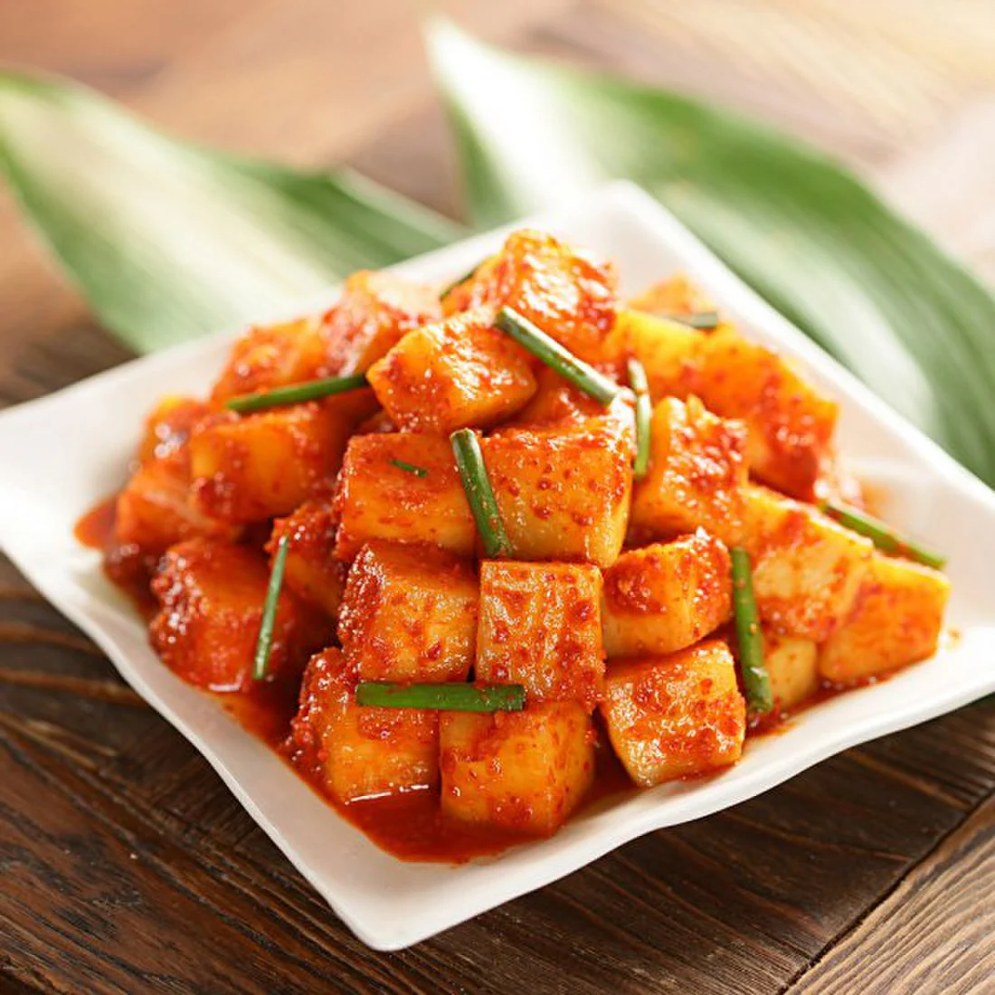 Radish (kkakdugi) kimchi